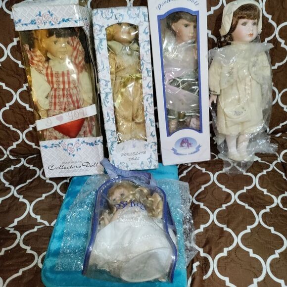 Collector's Porcelain vintage doll - Picture 11 of 12